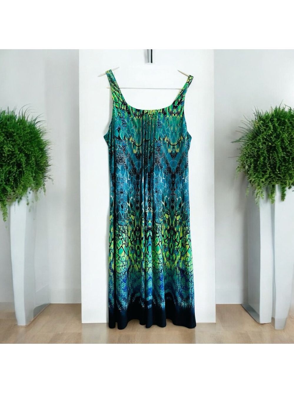 Glamour Snakeskin Sleeveless Tropical Dress Womens 10 Green Pleated Front/Back